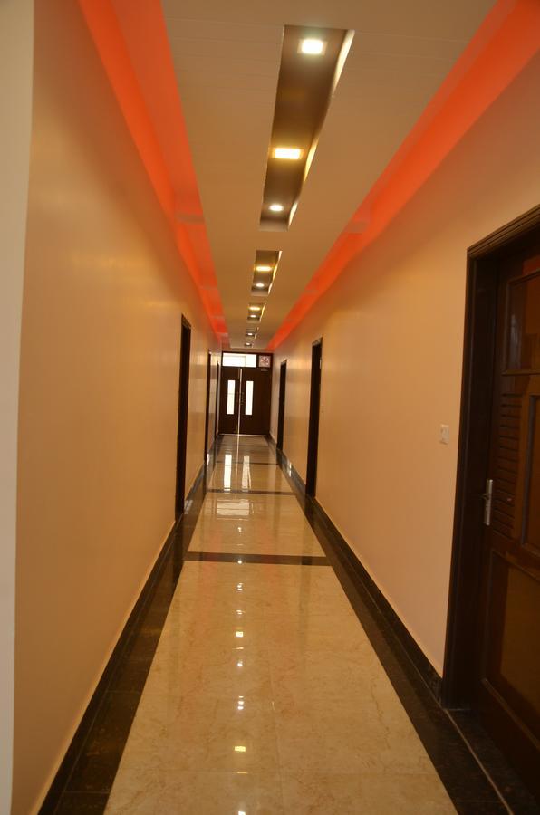 Hotel Bellevue Inn Gangānagar Zewnętrze zdjęcie