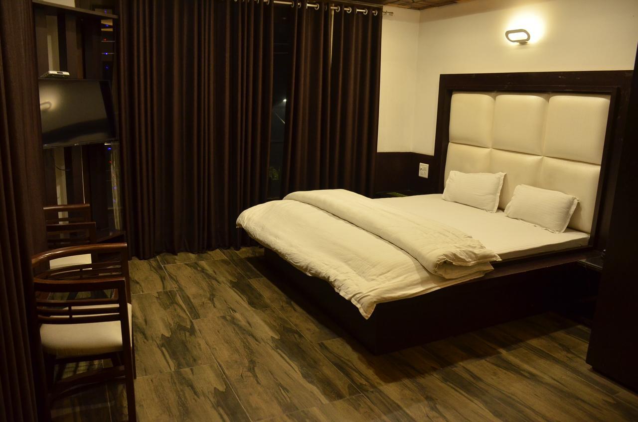 Hotel Bellevue Inn Gangānagar Zewnętrze zdjęcie